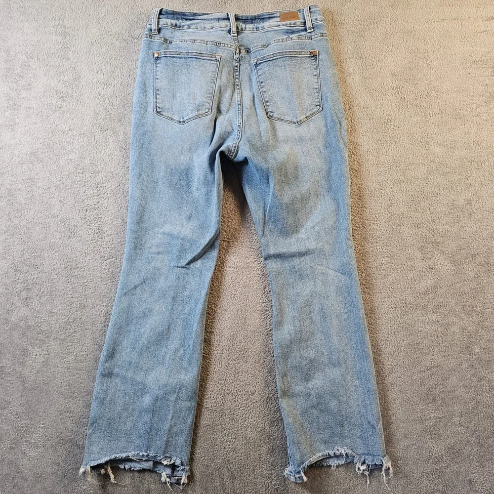 Judy Blue High Rise Bootcut Light Wash Raw Hem Double Button 16W - Picture 2 of 8